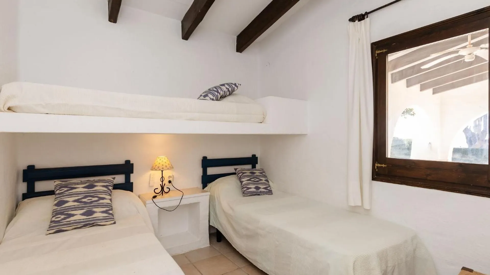 Binisagoc A - Villa With Private Pool Free Wifi 比尼贝卡
