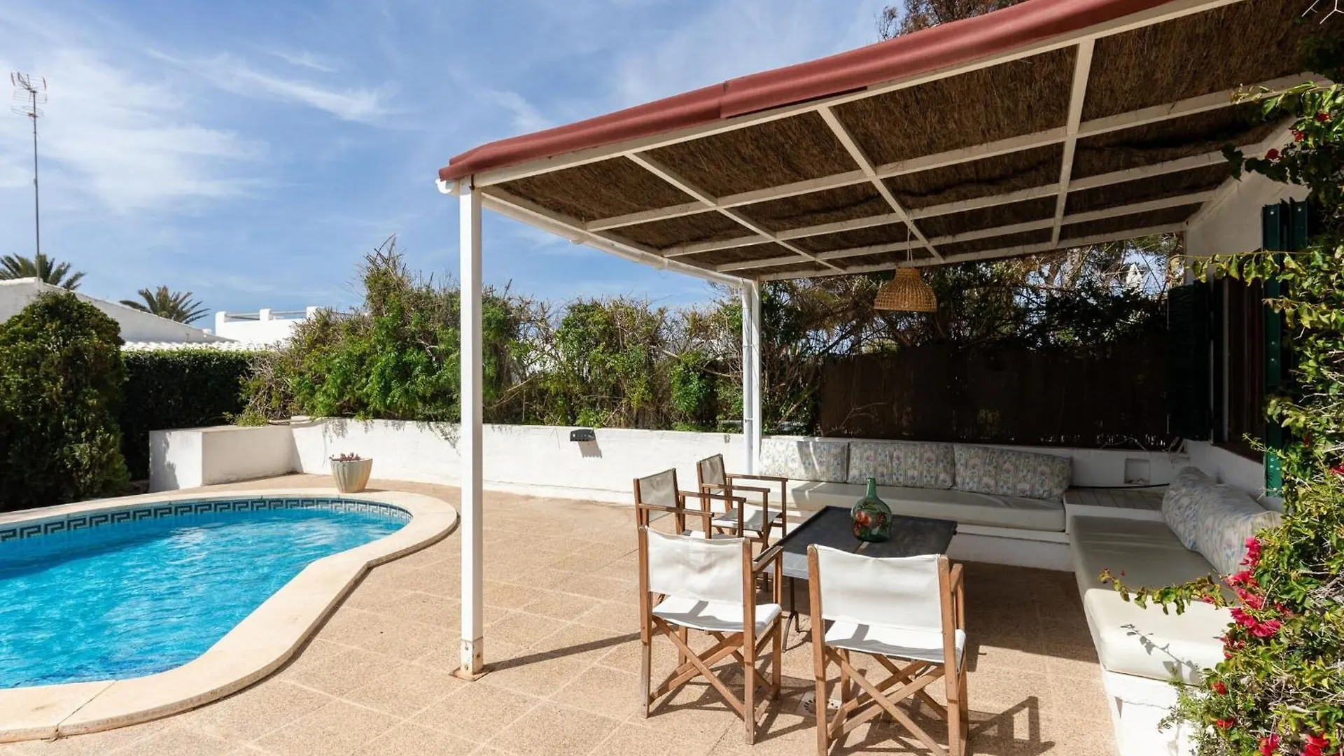 Binisagoc A - Villa With Private Pool Free Wifi 比尼贝卡